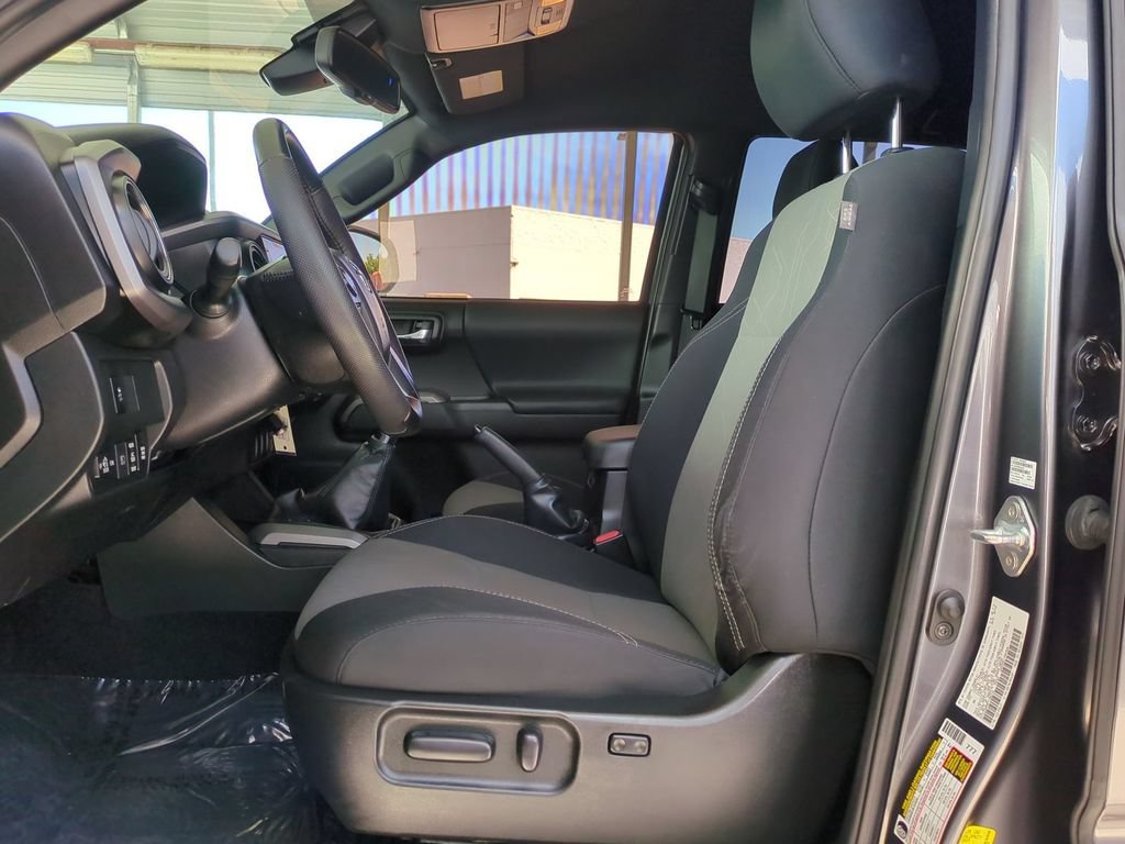 Used 2023 Toyota Tacoma TRD Sport AWD/4WD image 21