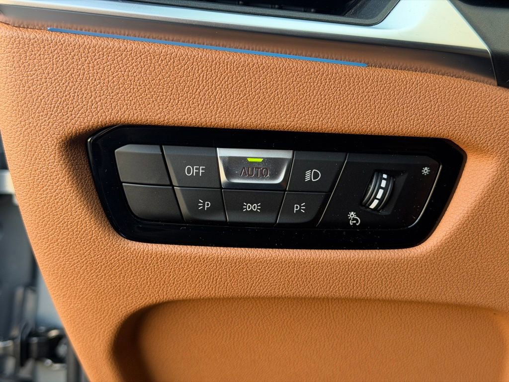 Certified 2023 BMW 330e xDrive w/ Premium Package image 26