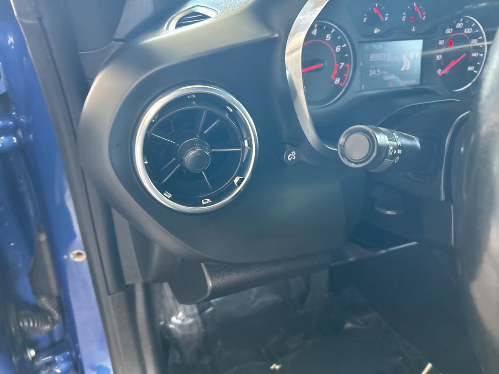 Used 2019 Chevrolet Camaro LT image 32