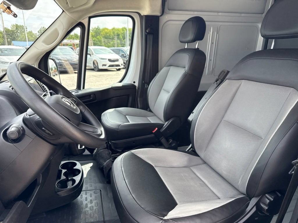 Used 2025 RAM ProMaster 2500 w/ Convenience Group FWD image 33