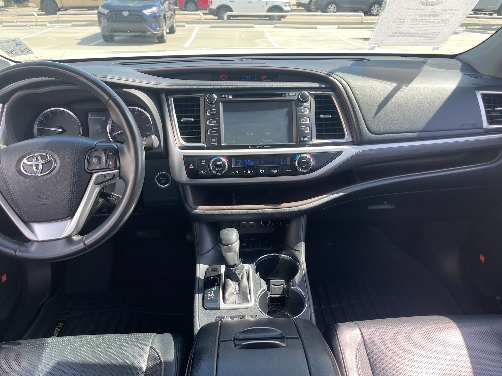 Used 2019 Toyota Highlander Limited FWD image 22