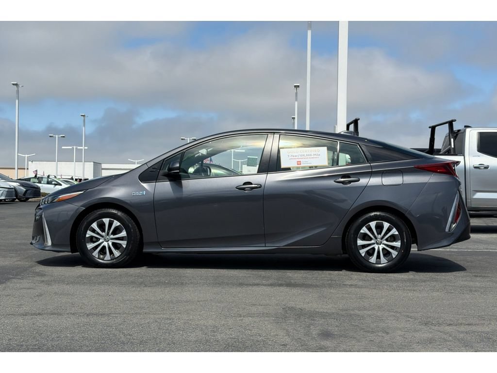 Certified 2022 Toyota Prius Prime LE FWD image 7