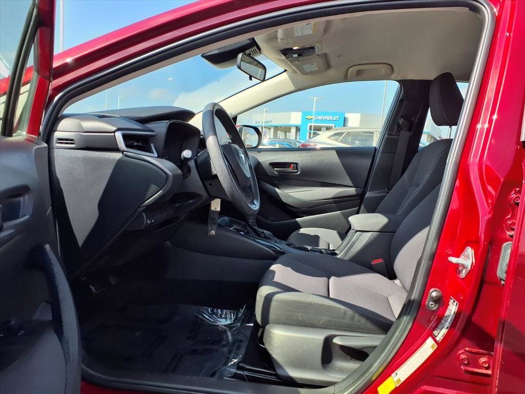 Used 2023 Toyota Corolla LE image 20