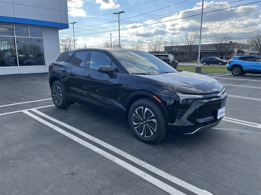 New 2026 Chevrolet Blazer EV LT image 2