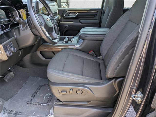 Used 2024 Chevrolet Silverado 2500 LT w/ Convenience Package image 16