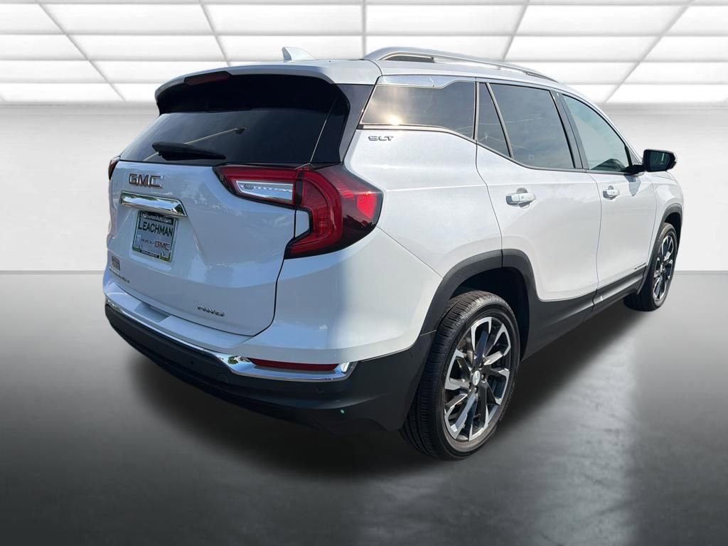 Used 2023 GMC Terrain SLT w/ Infotainment Package II AWD/4WD image 13