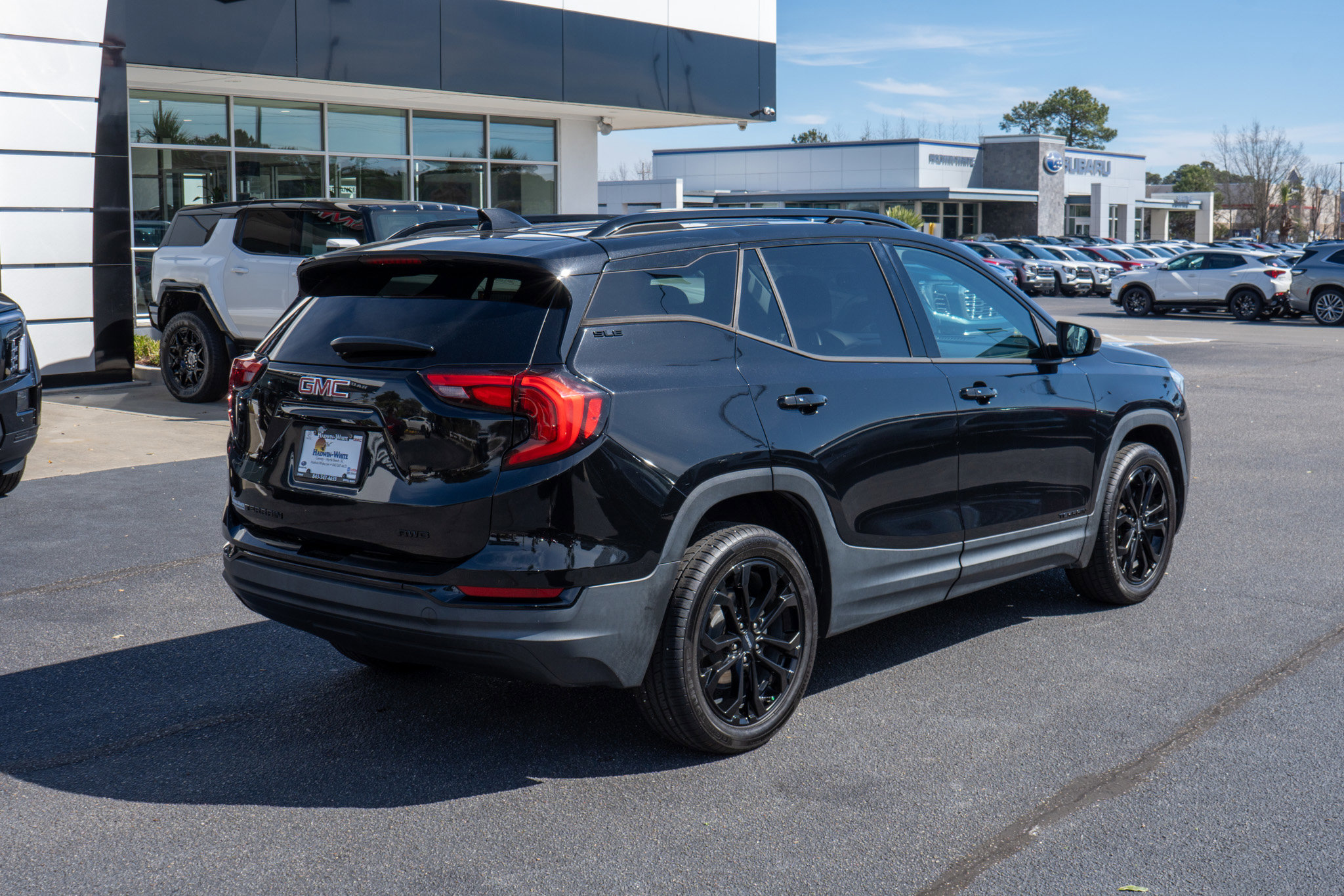 Used 2019 GMC Terrain SLE w/ Black Edition image 3
