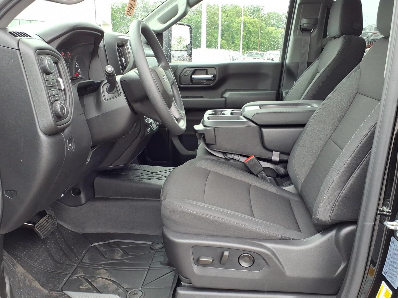 New 2026 Chevrolet Silverado 2500 Custom w/ Custom Convenience Package AWD/4WD image 7