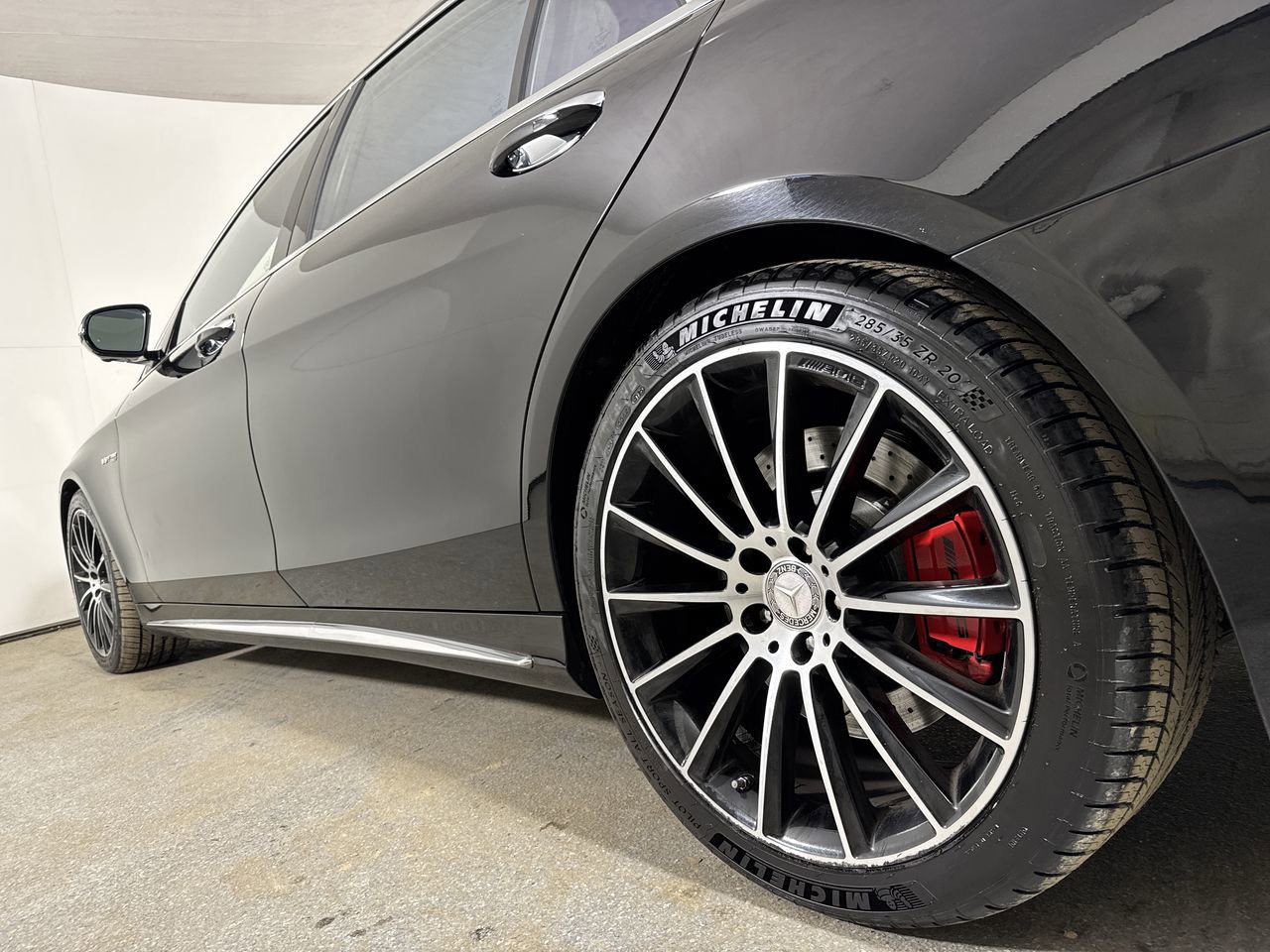 Used 2018 Mercedes-Benz S 63 AMG S 4MATIC Sedan image 3