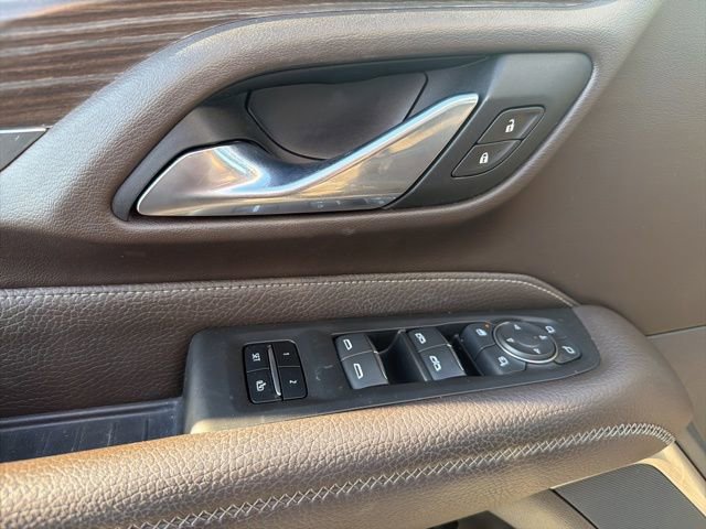 Used 2021 GMC Yukon Denali w/ Denali Premium Package image 14