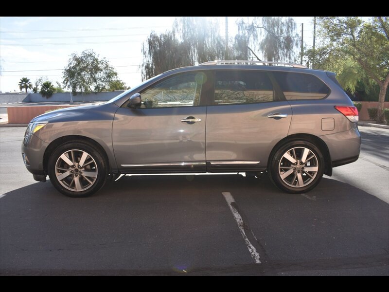 Used 2015 Nissan Pathfinder Platinum AWD/4WD image 4