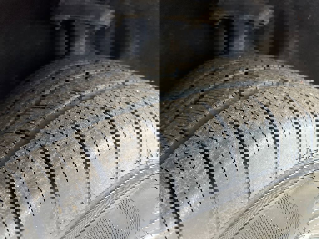 Used 2023 Chrysler Pacifica Touring-L image 23