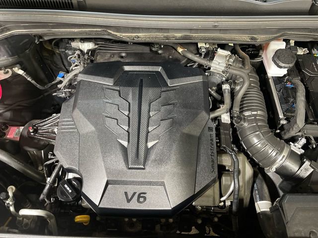 Used 2022 Kia Carnival SX Prestige image 27