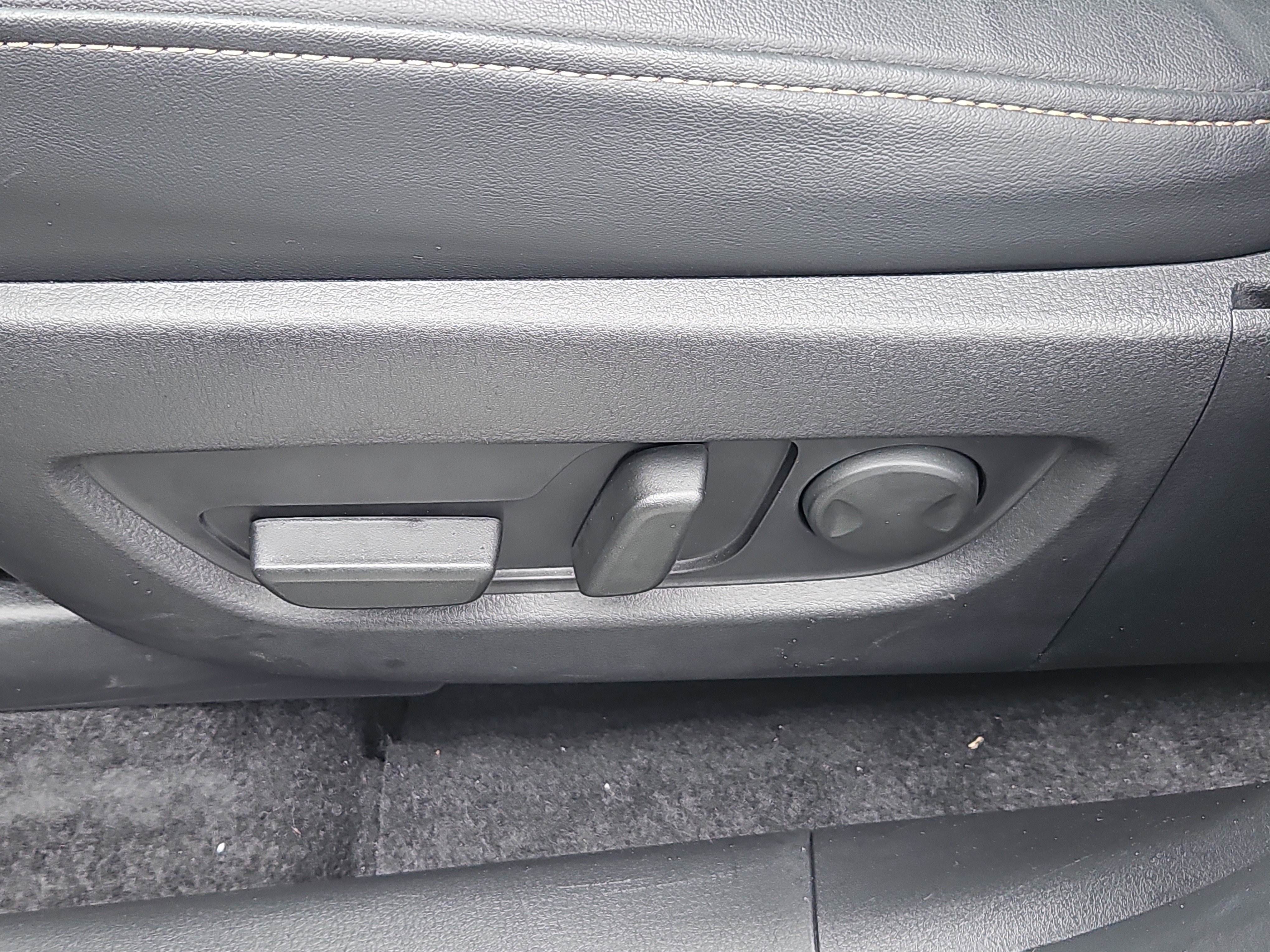 Certified 2025 MAZDA CX-70 3.3 Turbo S w/ Premium Package image 19