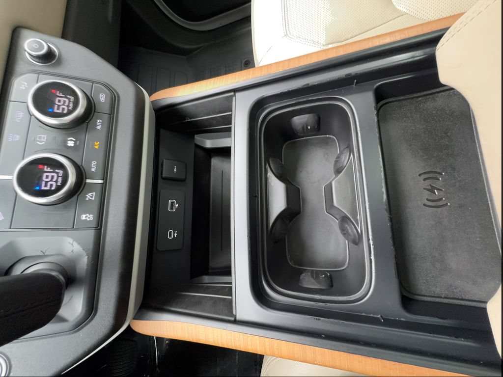 Used 2023 Land Rover Defender 110 S AWD/4WD image 40