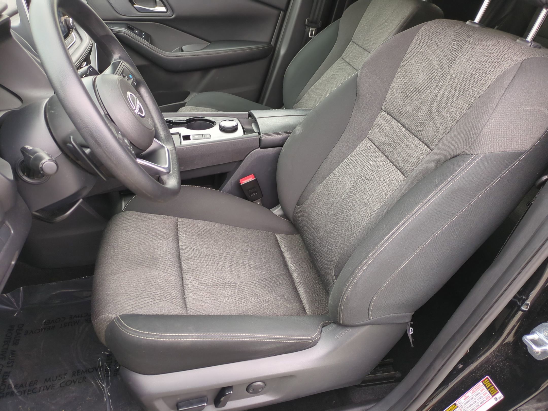 Used 2024 Nissan Rogue SV AWD/4WD image 16