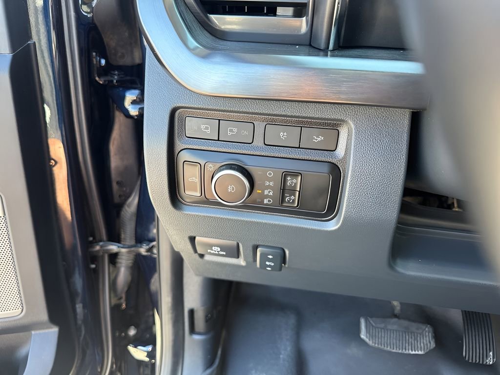 Used 2024 Ford F250 Lariat w/ Lariat Ultimate Package image 29