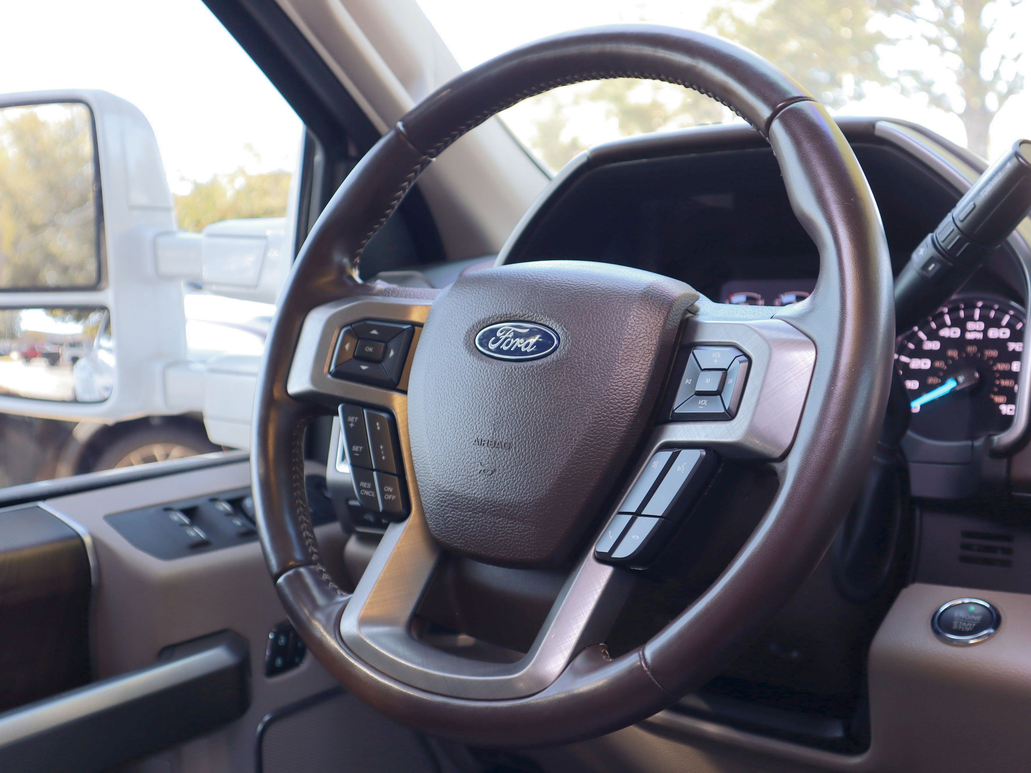 Used 2019 Ford F450 Limited image 22