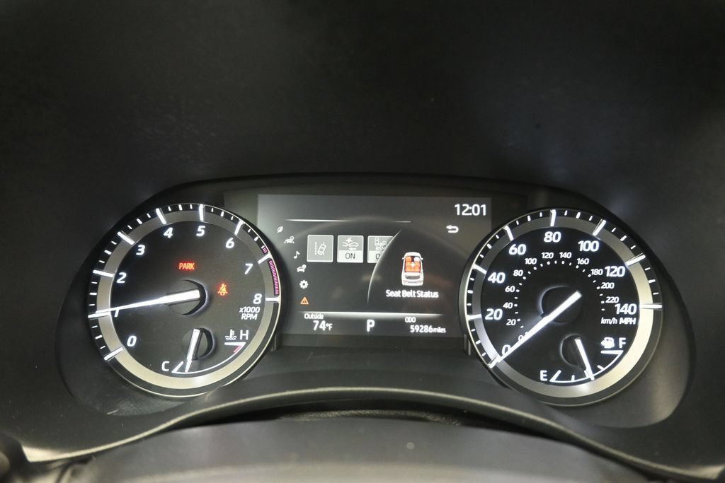 Used 2020 Toyota Highlander XLE AWD/4WD image 15