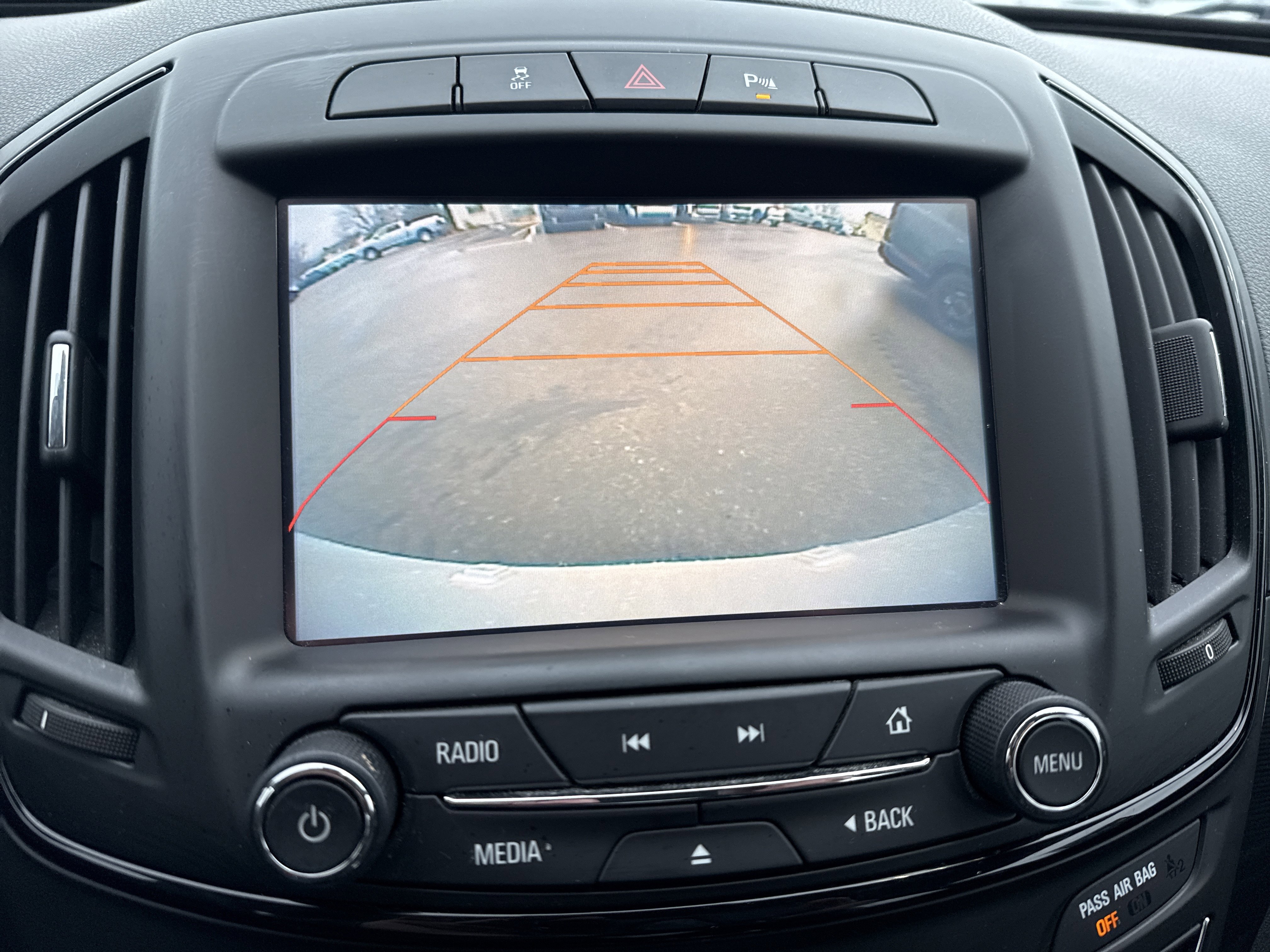 Used 2017 Buick Regal Premium image 26