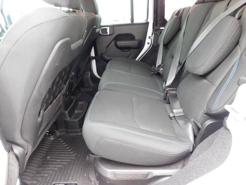 Used 2023 Jeep Wrangler Unlimited Rubicon 4xe AWD/4WD image 12