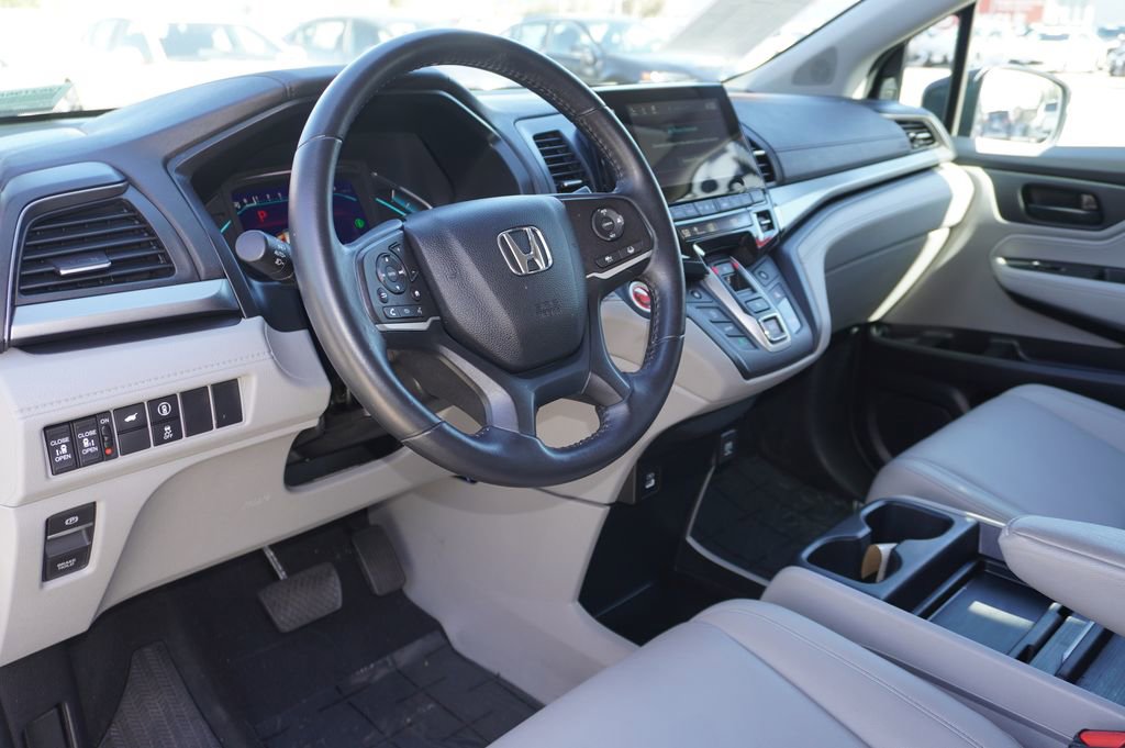 Used 2023 Honda Odyssey EX-L image 13