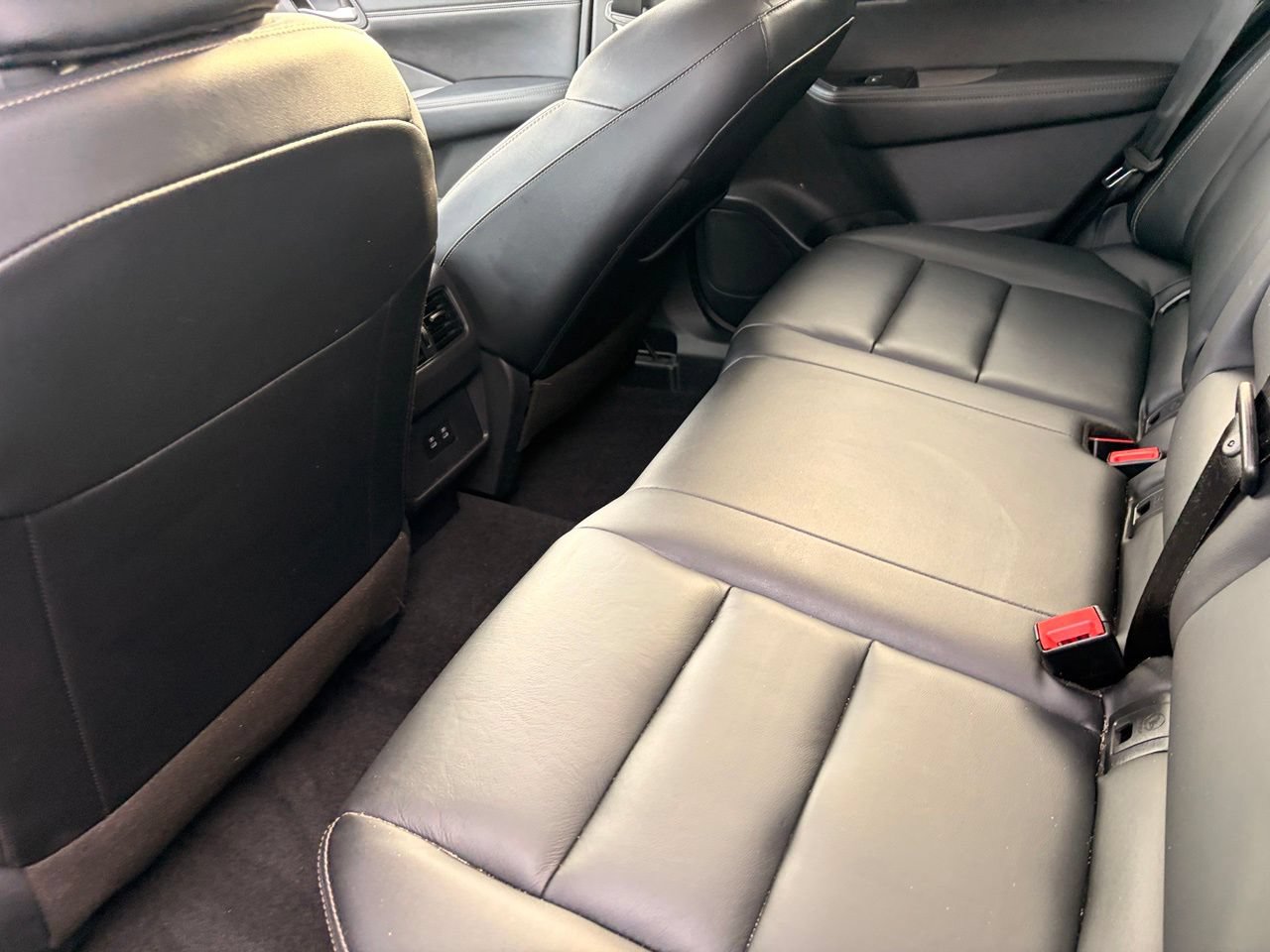 Certified 2026 Nissan Rogue SL FWD image 14