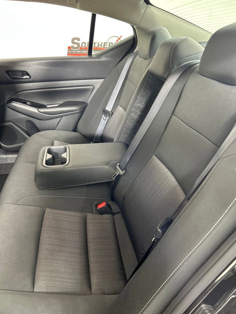 Used 2023 Nissan Altima 2.5 SV image 17