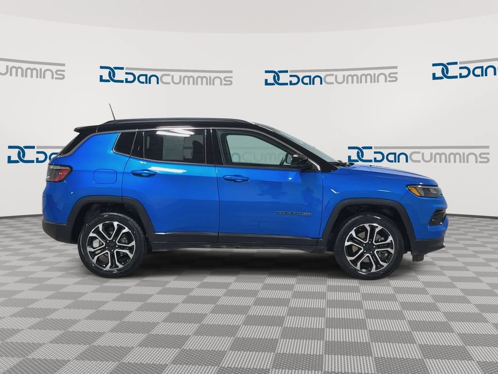 Used 2024 Jeep Compass Limited w/ Sun and Sound Group AWD/4WD image 9
