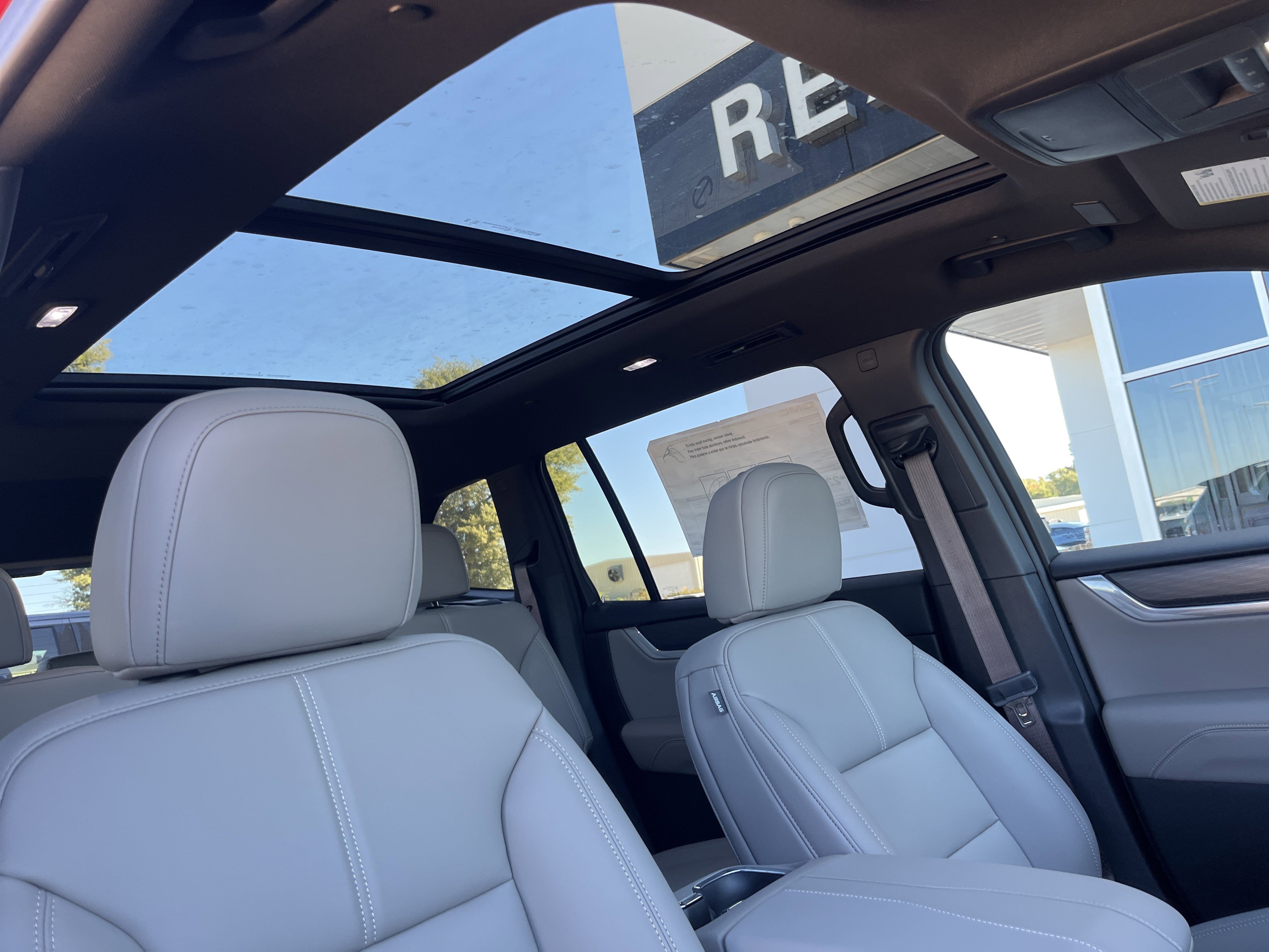 New 2026 GMC Acadia Elevation w/ Elevation Premium Package FWD image 21