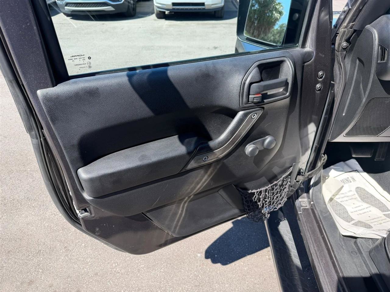 Used 2014 Jeep Wrangler Sport w/ Connectivity Group AWD/4WD image 33