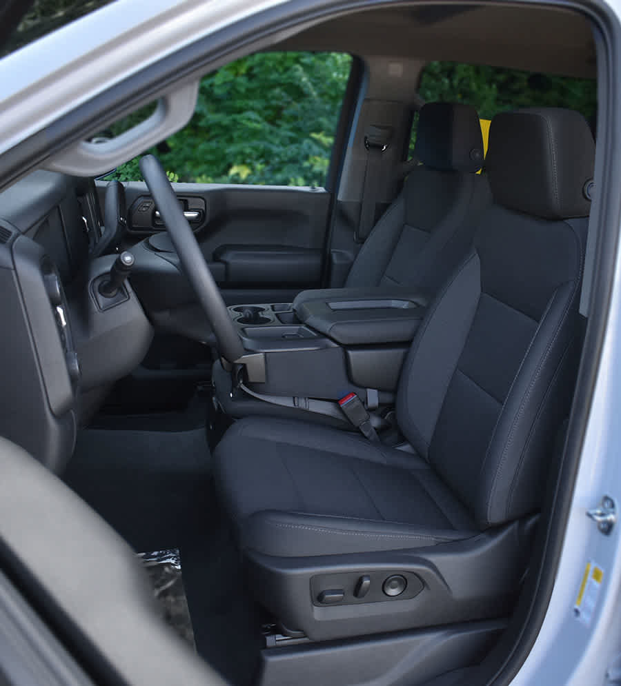 New 2026 Chevrolet Silverado 1500 Custom w/ Turbomax Blackout Package AWD/4WD image 9