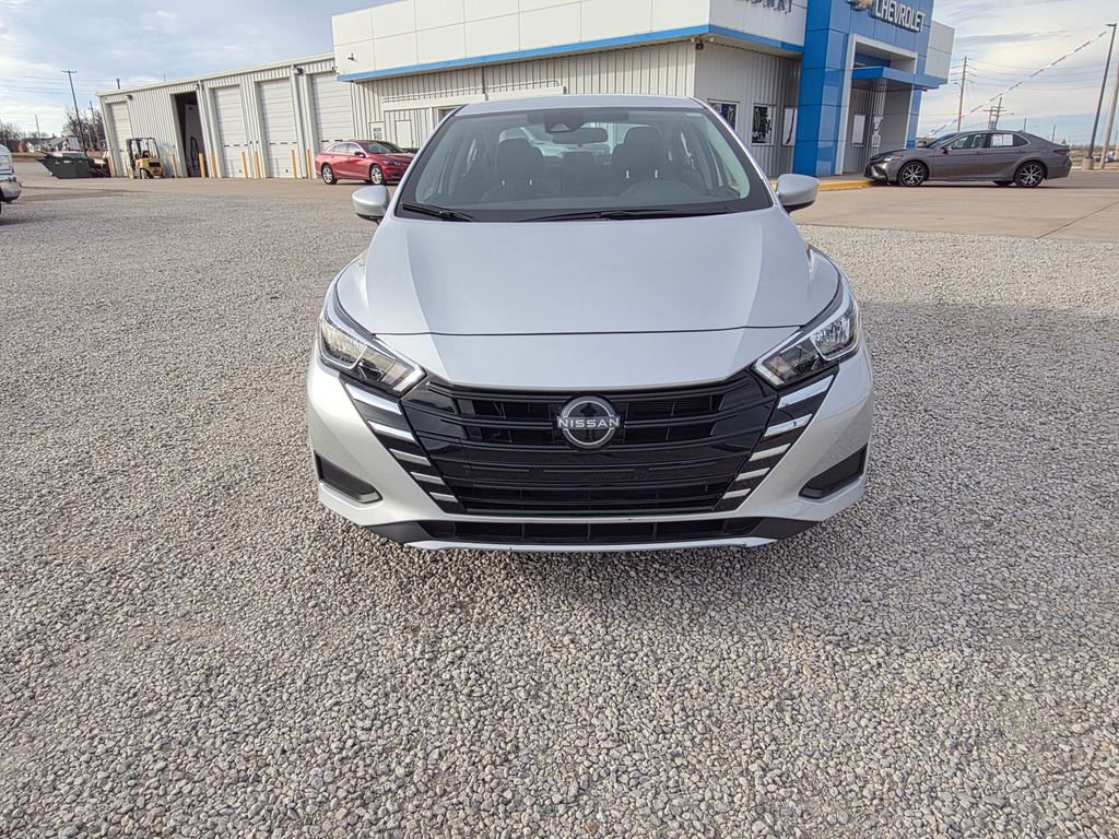 Used 2024 Nissan Versa SV w/ Trunk Package image 9