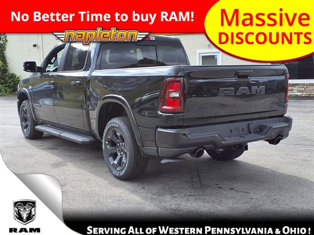 New 2026 RAM 1500 4x4 Crew Cab image 5