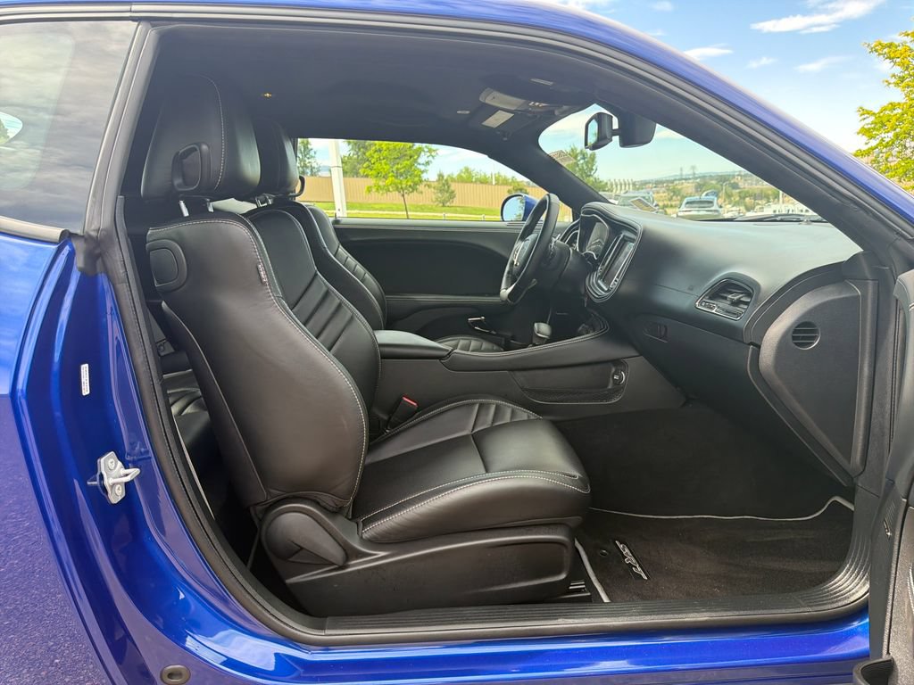 Used 2022 Dodge Challenger SRT Hellcat RWD image 34