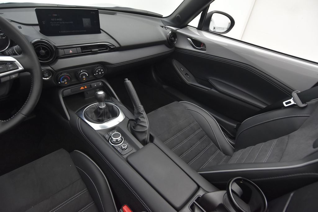 Used 2025 MAZDA MX-5 Miata Club w/ Brembo/BBS Recaro Package RWD image 31
