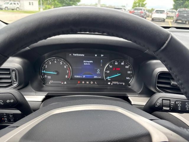 Used 2023 Ford Explorer XLT w/ Equipment Group 202A AWD/4WD image 28