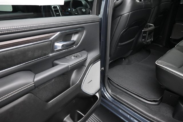 New 2027 RAM 1500 Laramie AWD/4WD image 21