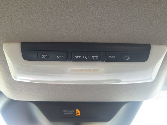 Used 2025 Nissan Kicks S FWD image 23
