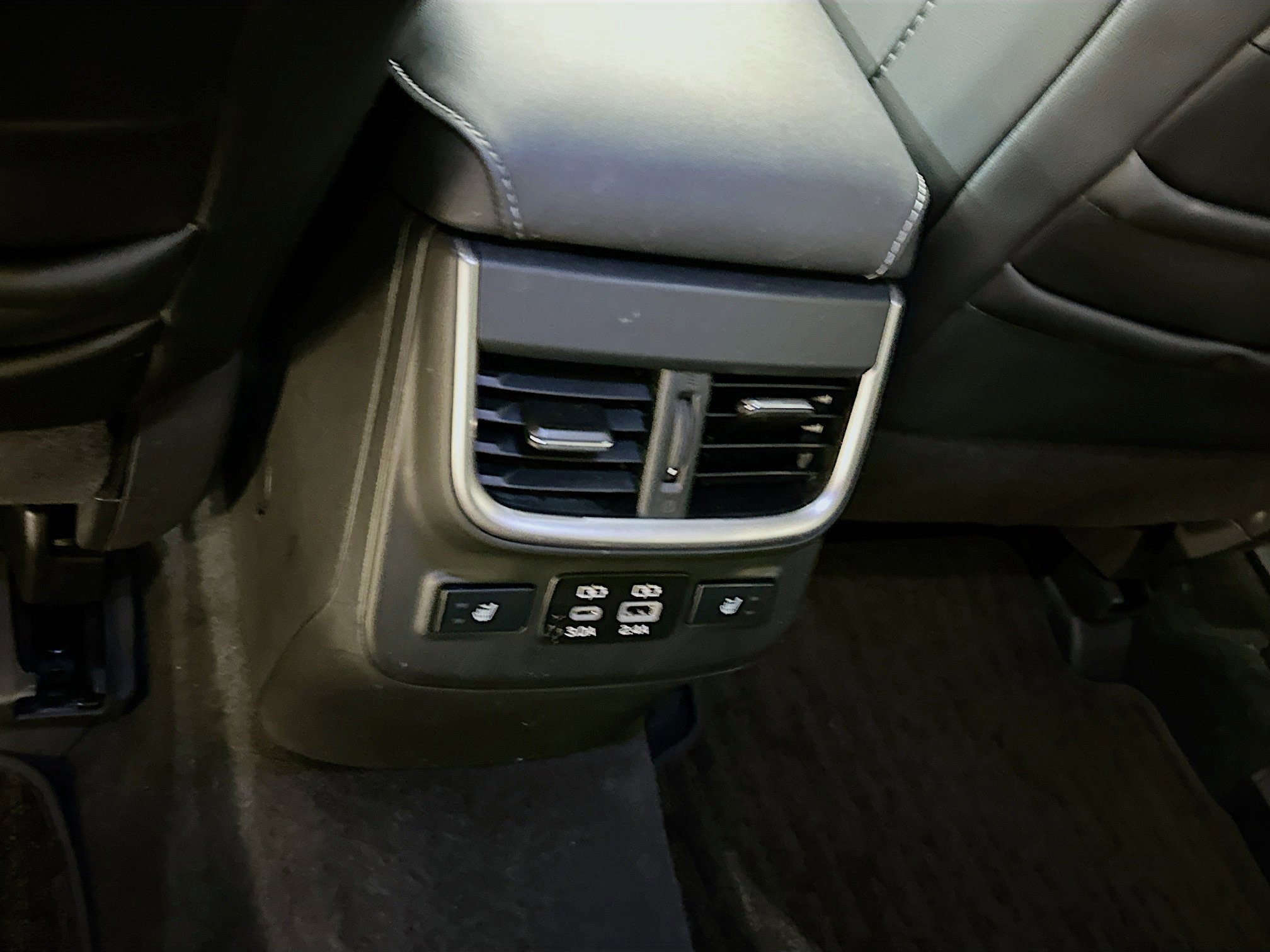 Used 2024 Subaru Outback Limited image 29