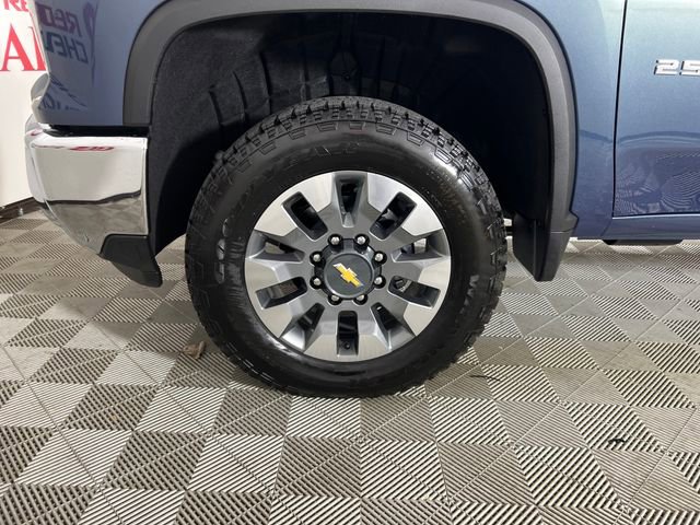 Used 2026 Chevrolet Silverado 2500 LT image 25