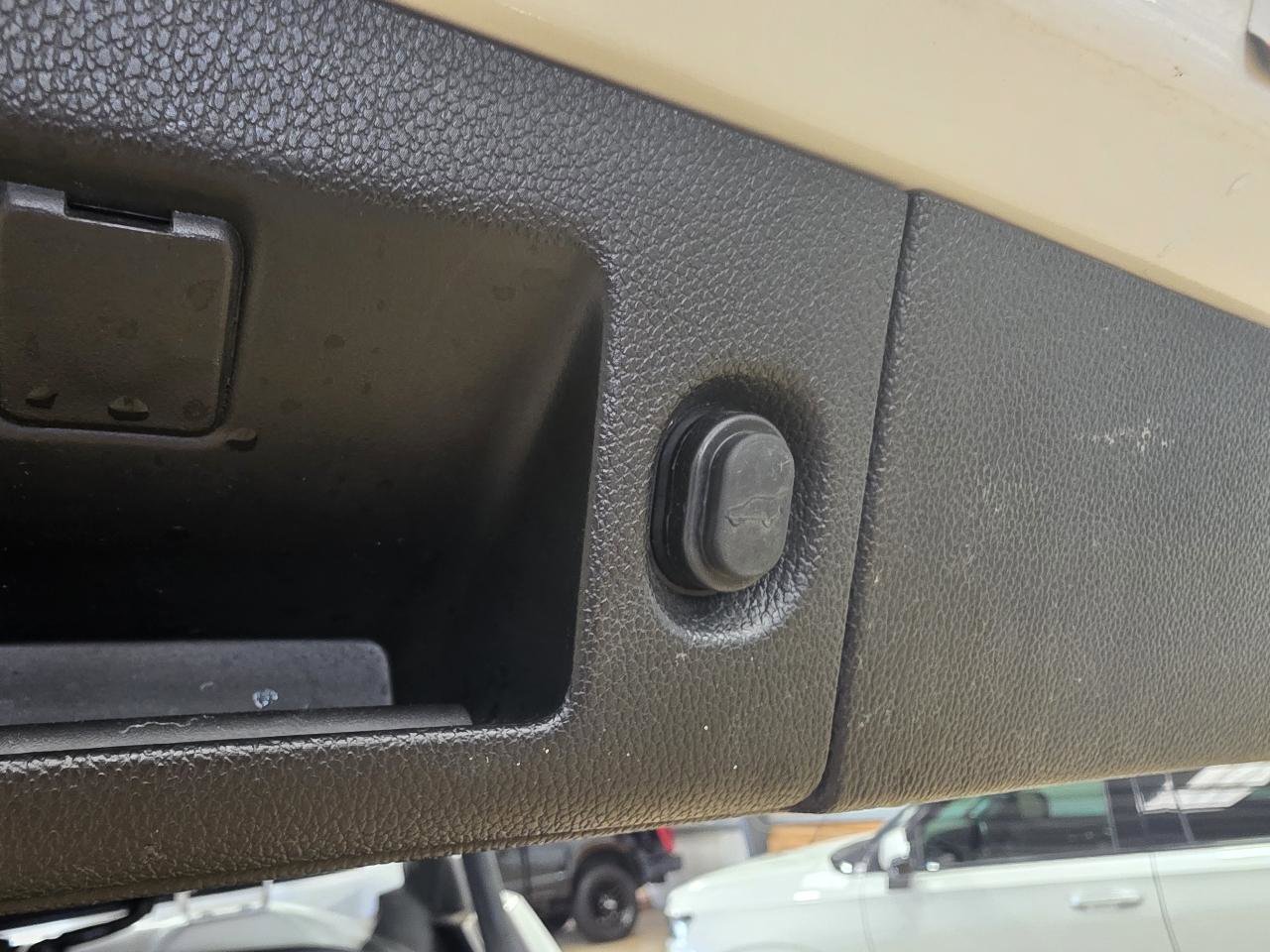 Used 2016 Chevrolet Suburban LTZ AWD/4WD image 24