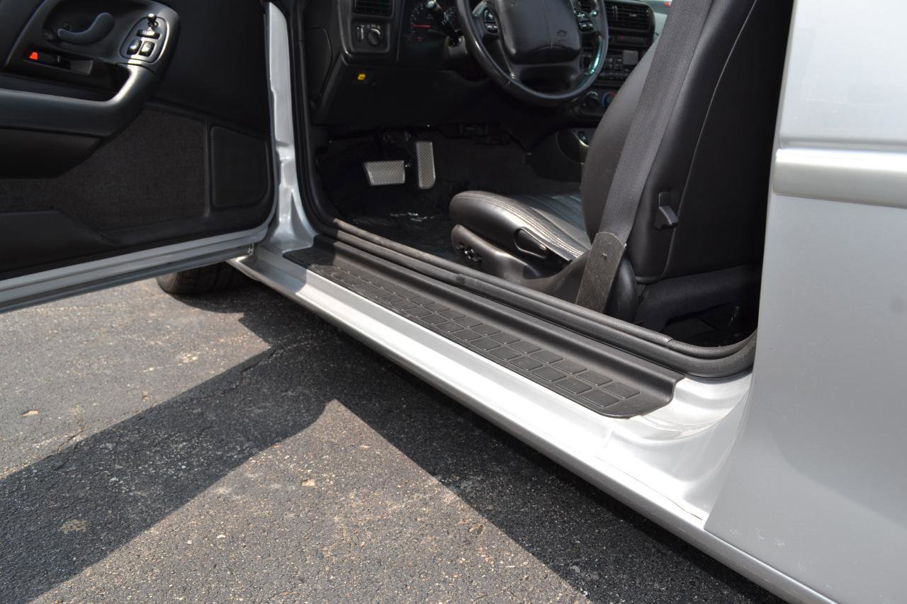 Used 2002 Chevrolet Camaro Z28 w/ SS Performance/Appearance Pkg image 26