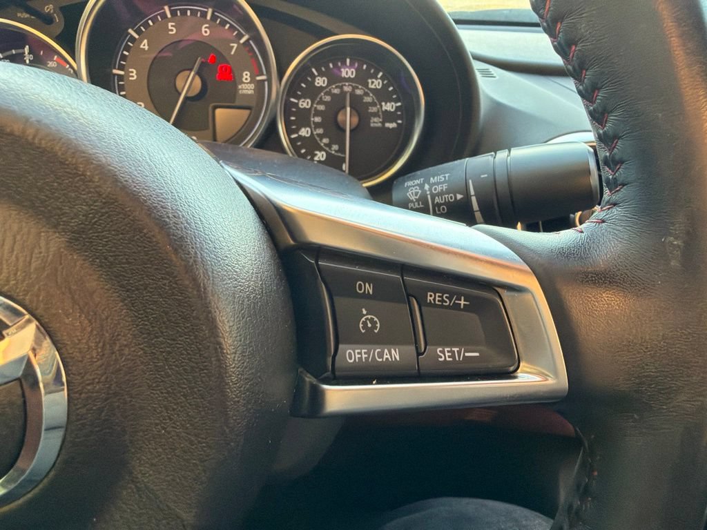 Used 2019 MAZDA MX-5 Miata RF Grand Touring w/ GT-S Package RWD image 11