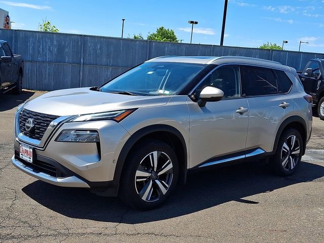 Used 2023 Nissan Rogue Platinum w/ Platinum Premium Package AWD/4WD image 2