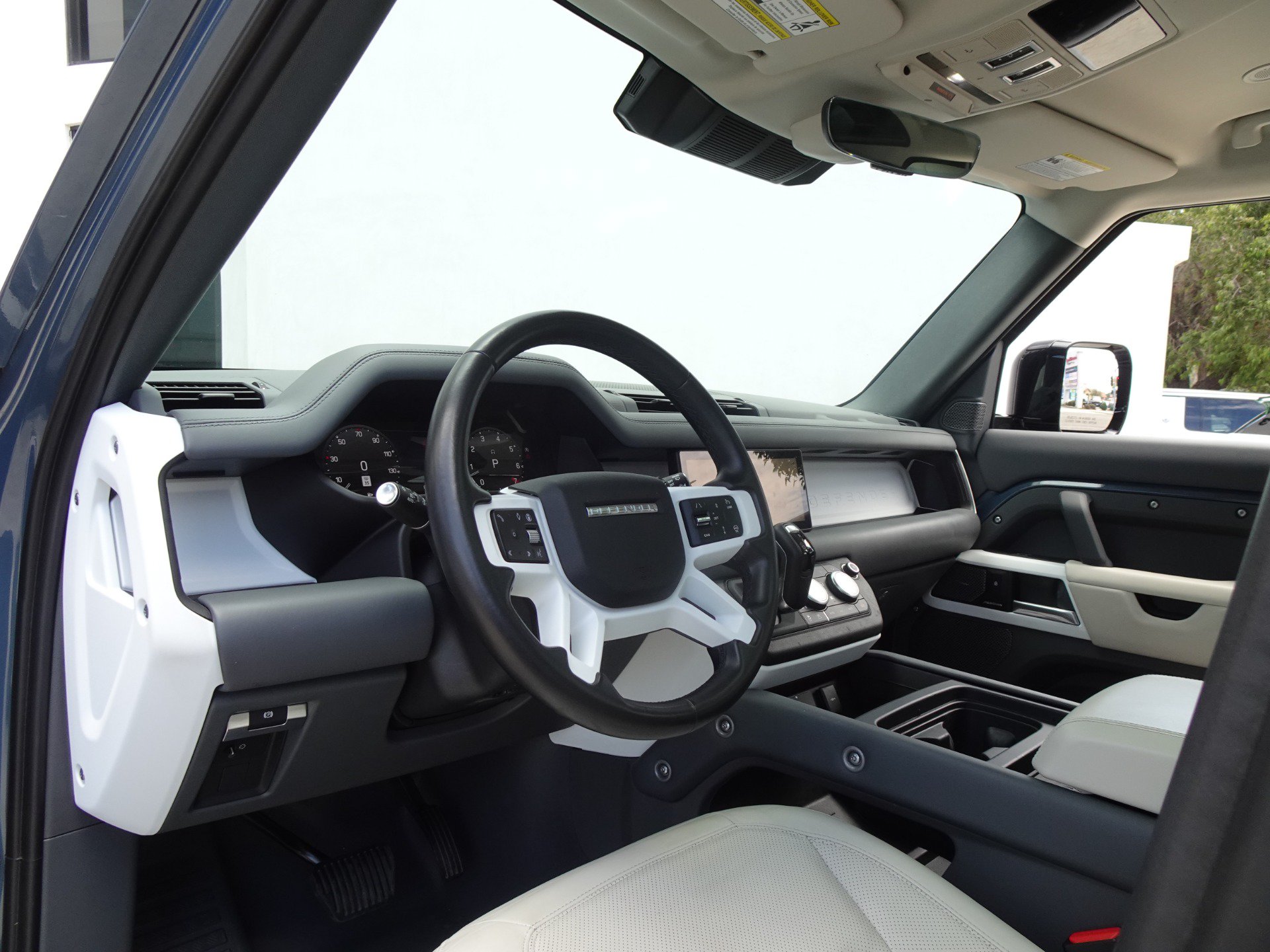 Used 2024 Land Rover Defender 110 S AWD/4WD image 11