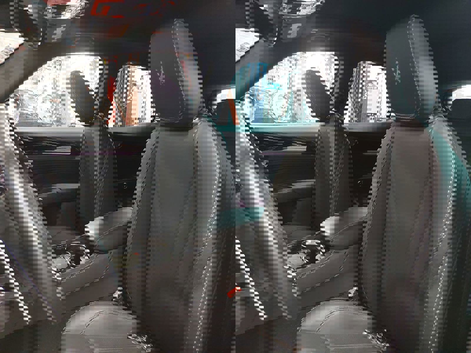 Used 2023 Maserati Grecale GT image 17