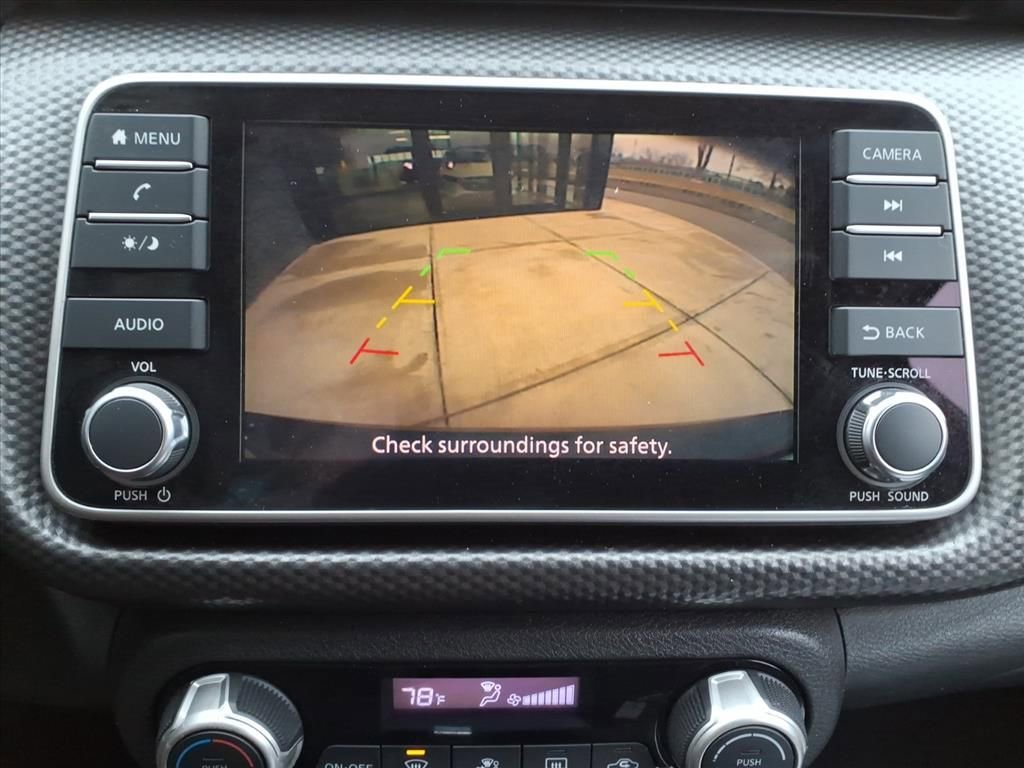 Used 2018 Nissan Kicks SV image 25