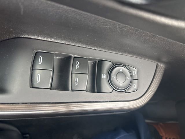 Used 2023 GMC Acadia SLT FWD image 15