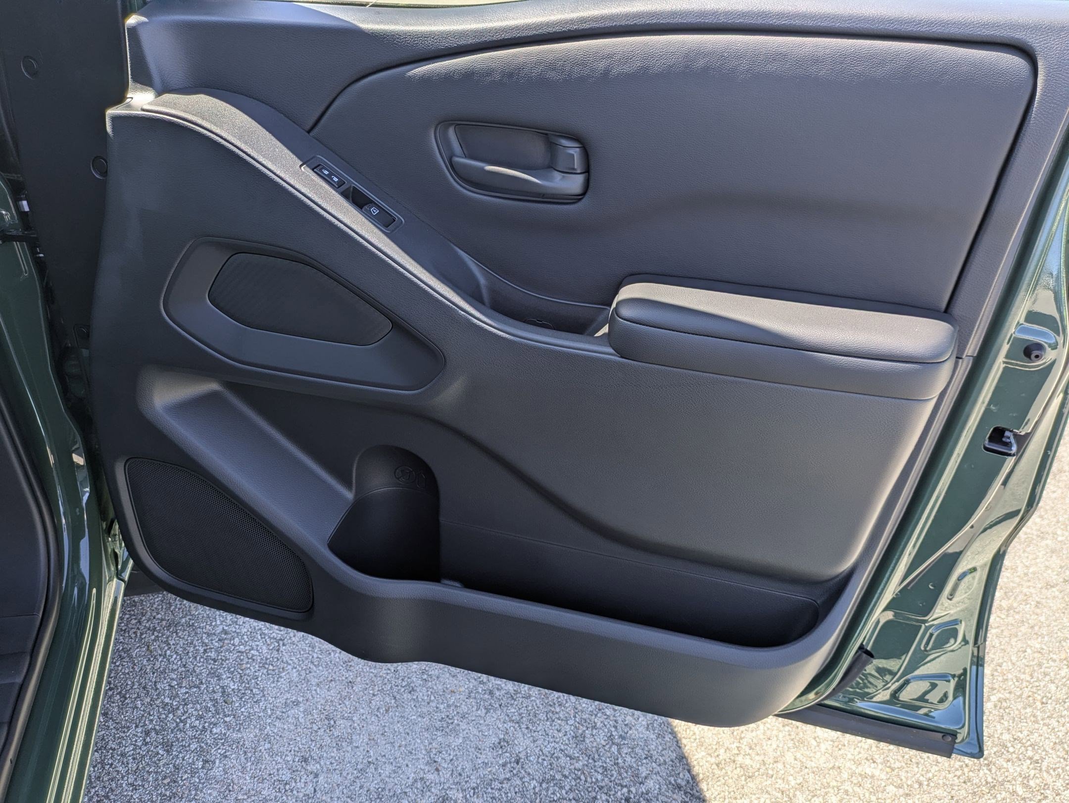 New 2026 Nissan Frontier SV w/ SV Convenience Package RWD image 30